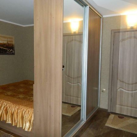 Ул. Киевская Апартаменты Krementjuk Eksteriør billede